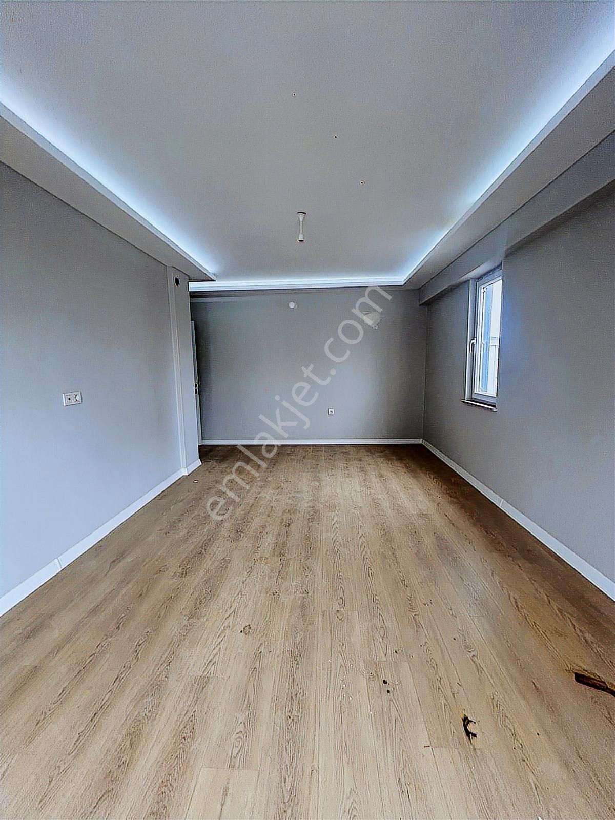 Rumelide Site İçinde 2+1 Satılık Ön Cepe Daire - Görsel 2