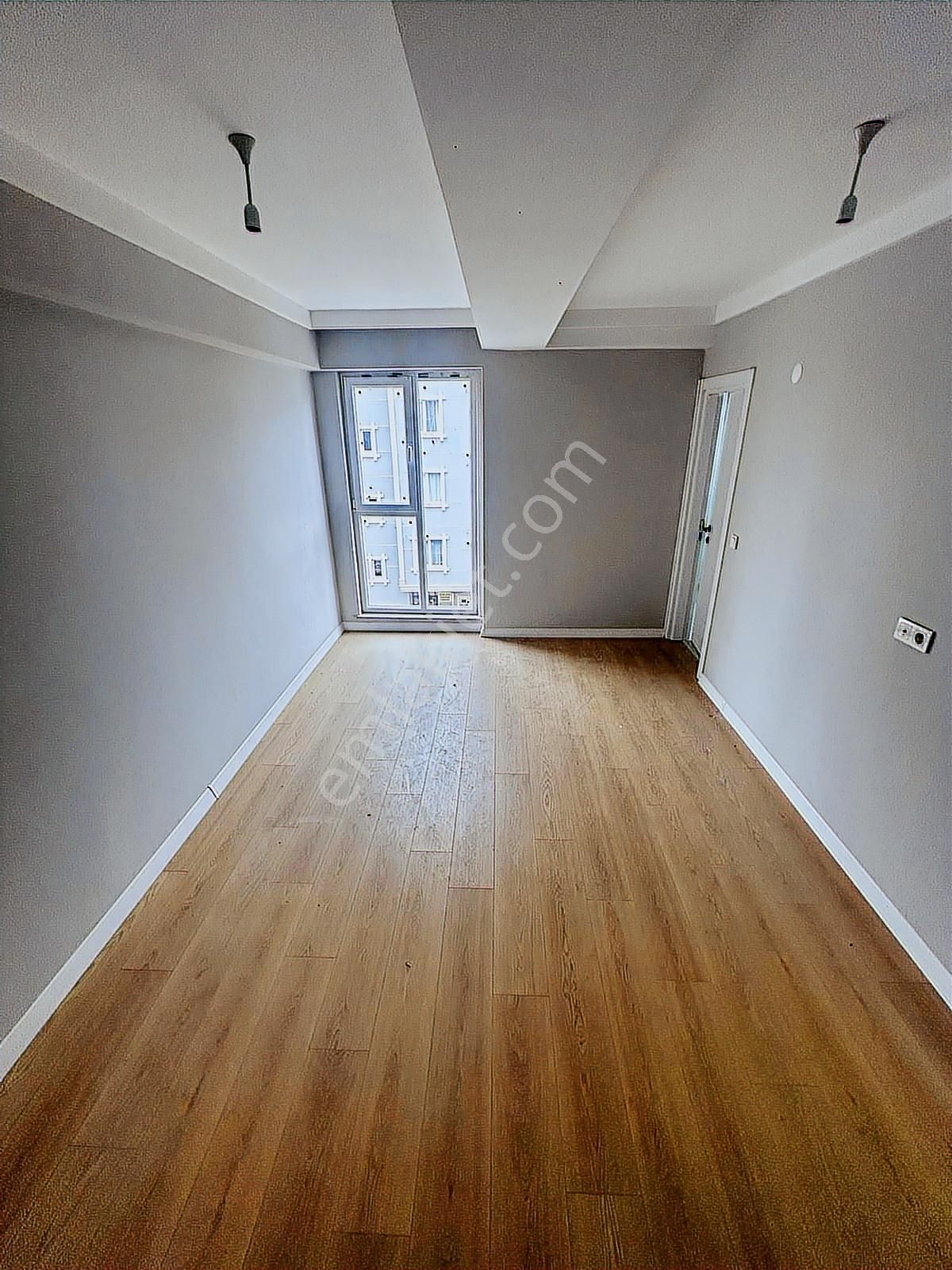 Rumelide Site İçinde 2+1 Satılık Ön Cepe Daire - Görsel 16