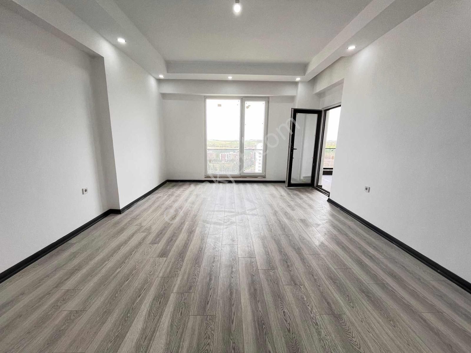 Güvenli Ve Konforlu İzsiz Tower'da Satılık 2+1 Daire - Görsel 7