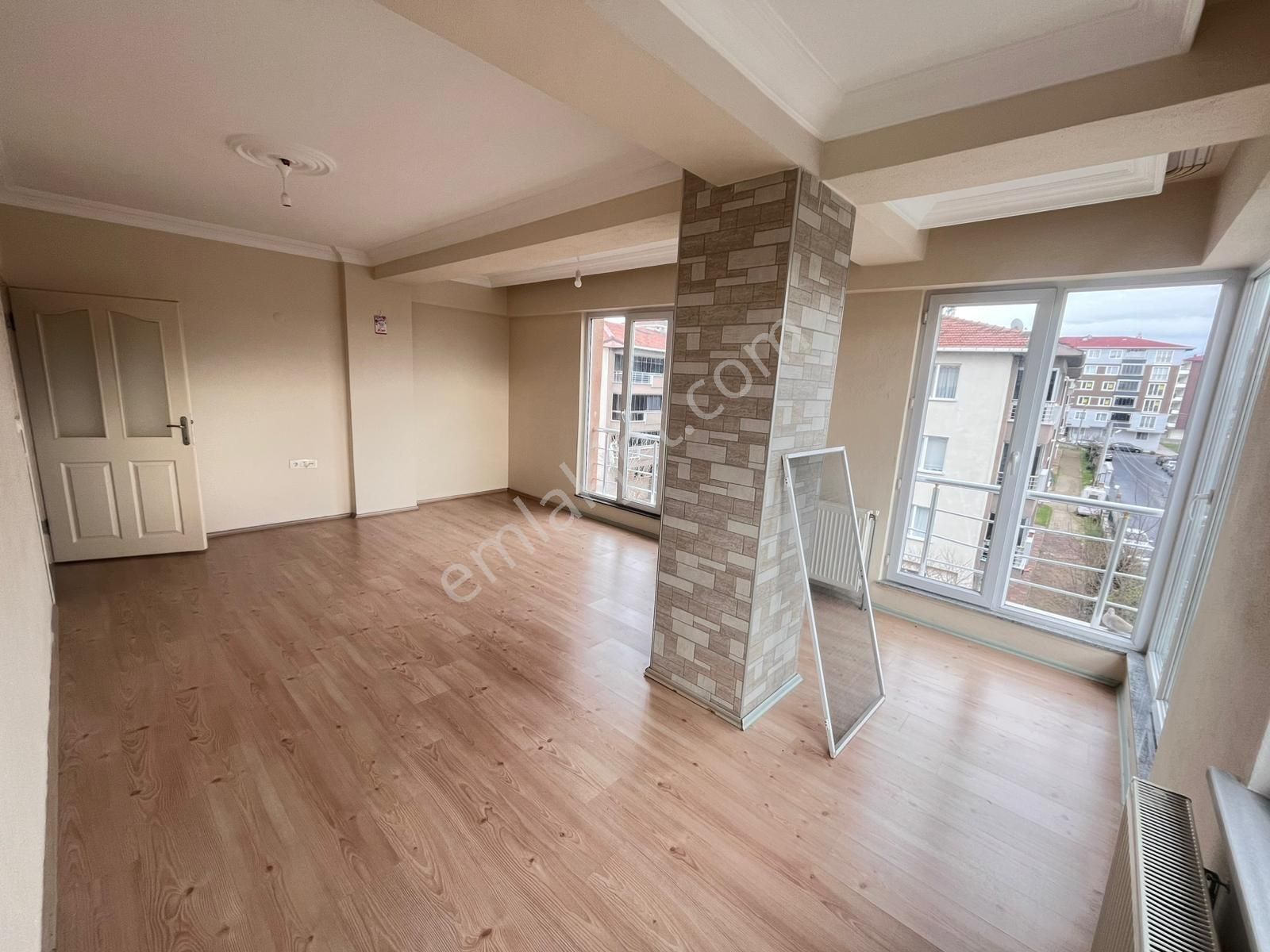Abdullah Öğücü Okulu Arkasında 2+1 110m2 Satılık Daire - Görsel 12