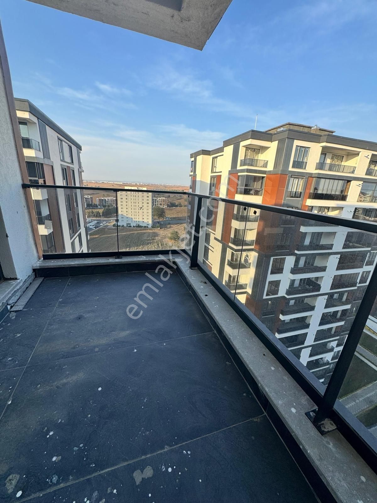 Çorlu Emlaklarda Havuzlu Site İçinde 3+1 Satılık Daire - Görsel 5