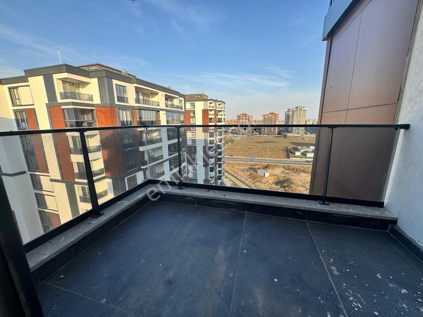 Çorlu Emlaklarda Havuzlu Site İçinde 3+1 Satılık Daire - Görsel 4