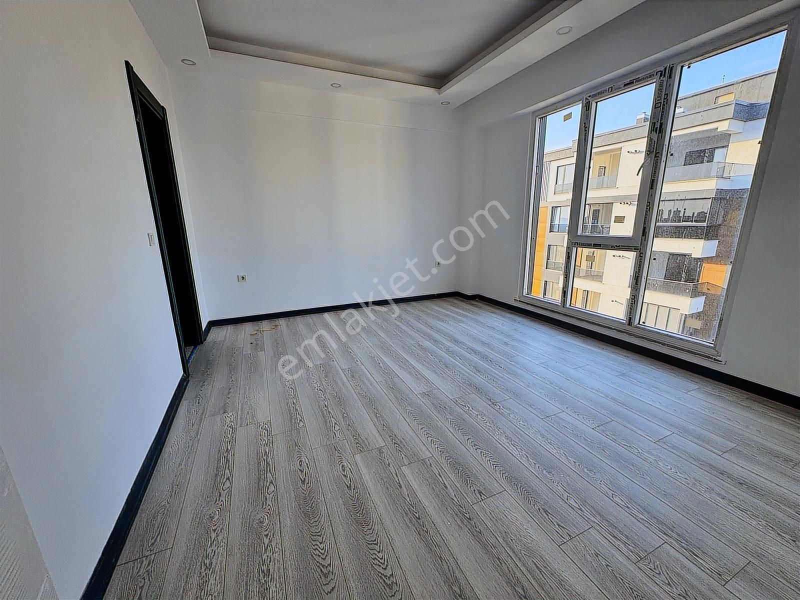 Çorlu Emlaklarda Havuzlu Site İçinde 3+1 Satılık Daire - Görsel 21