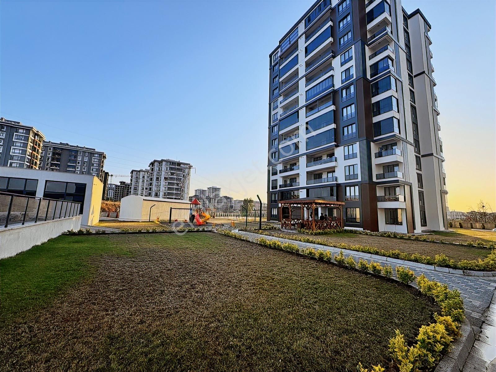 Çorlu Emlaklarda Havuzlu Site İçinde 3+1 Satılık Daire - Görsel 34