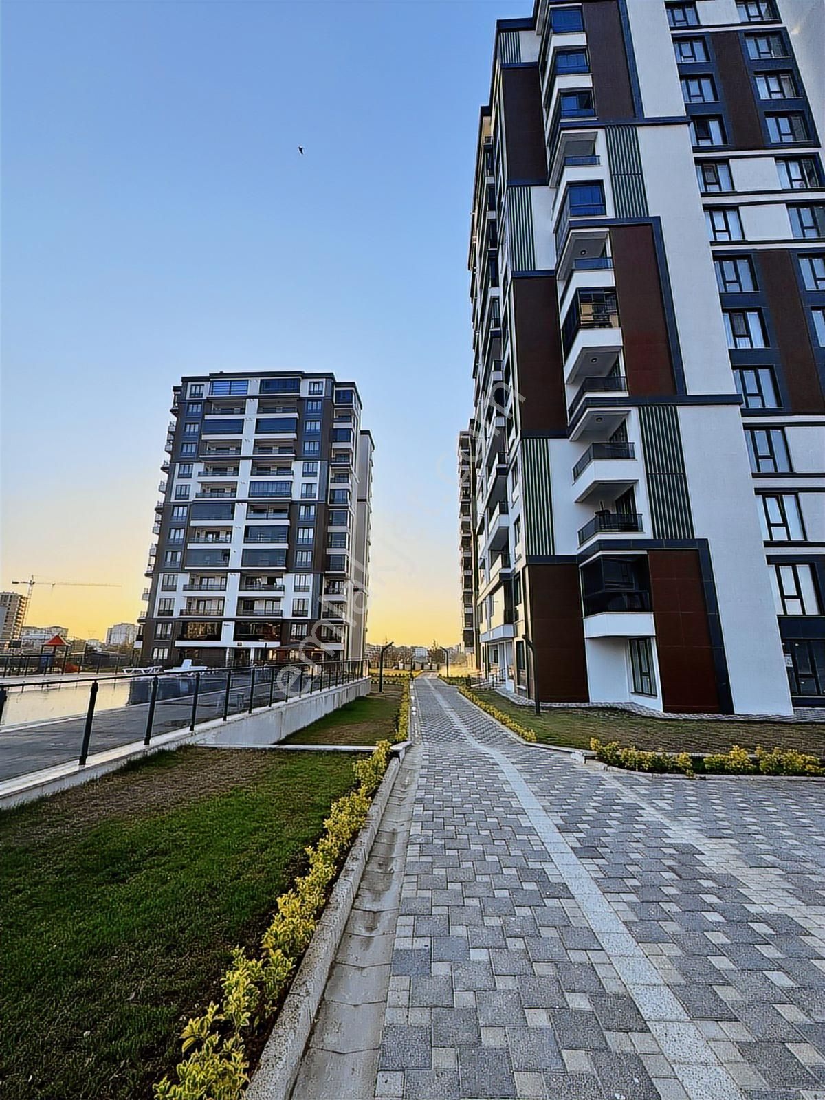 Çorlu Emlaklarda Havuzlu Site İçinde 3+1 Satılık Daire - Görsel 27