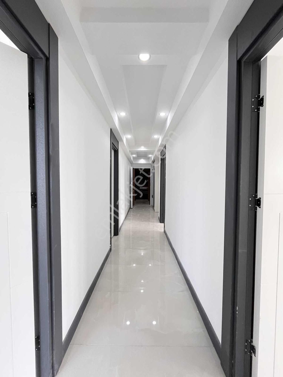 Yüksek Kira Getirili 2+1 110m² Lüx Site İçi Satılık Kiracılı - Görsel 6