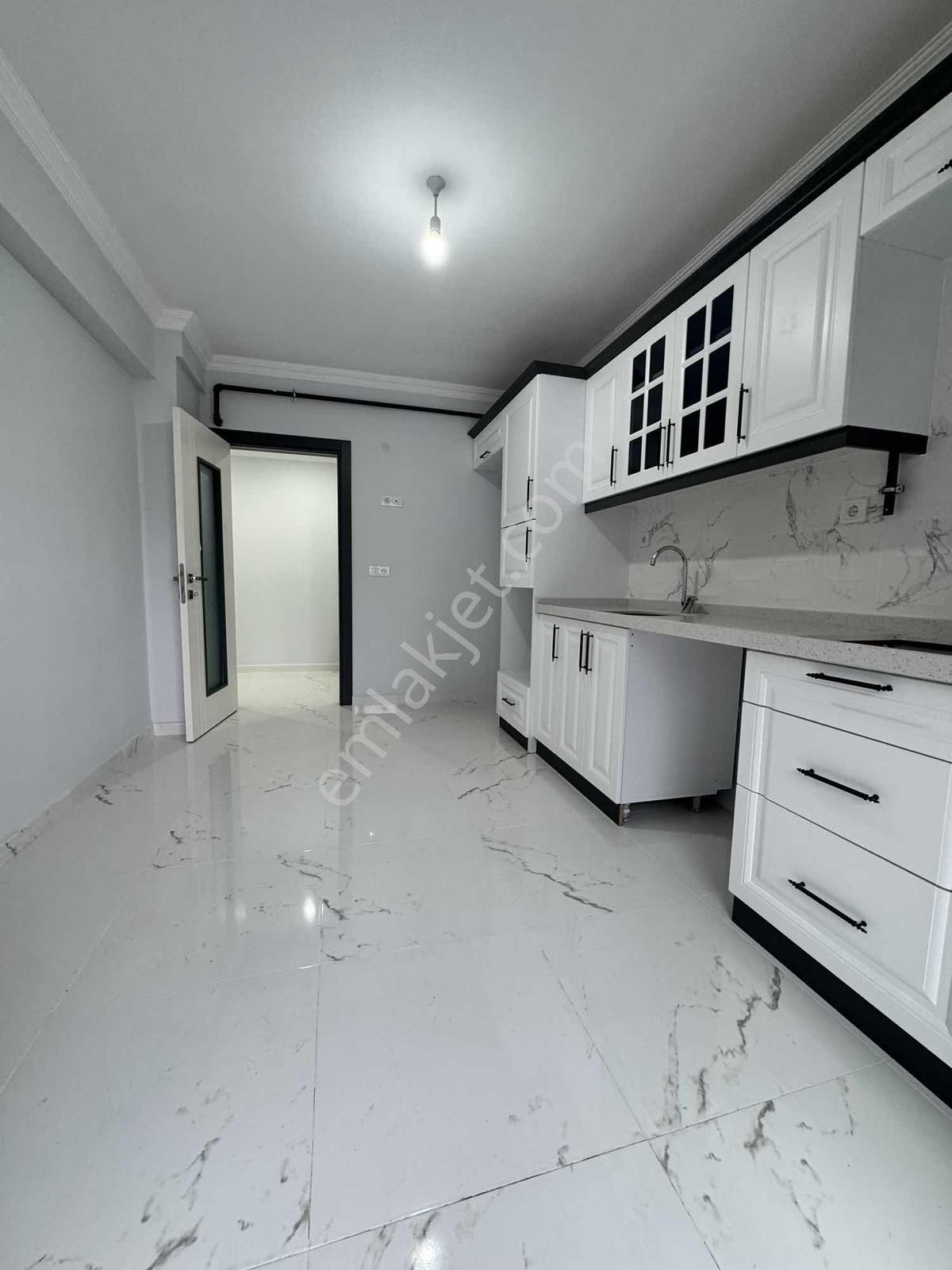 Hürriyet Mahallesi'nde Hayalinizdeki 2+1 Daire Sizi Bekliyor - Görsel 15