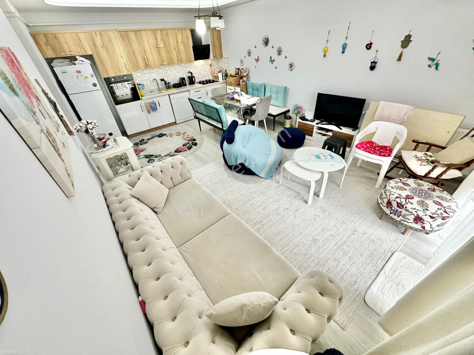 ꧁ay Emlaktan꧂akçay'da Müstakil Tadında Köşe Ön Cephe Geniş Balkonlu Satılık 2+1 Daire - Görsel 14