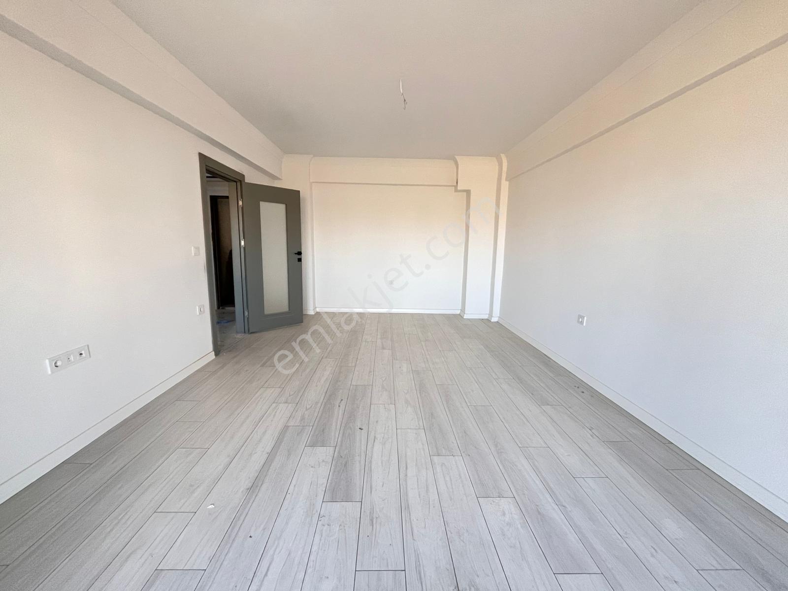 Rumeli'de Acil Satılık 3+1 Teraslı Dublex Sıfır Daire - Görsel 22
