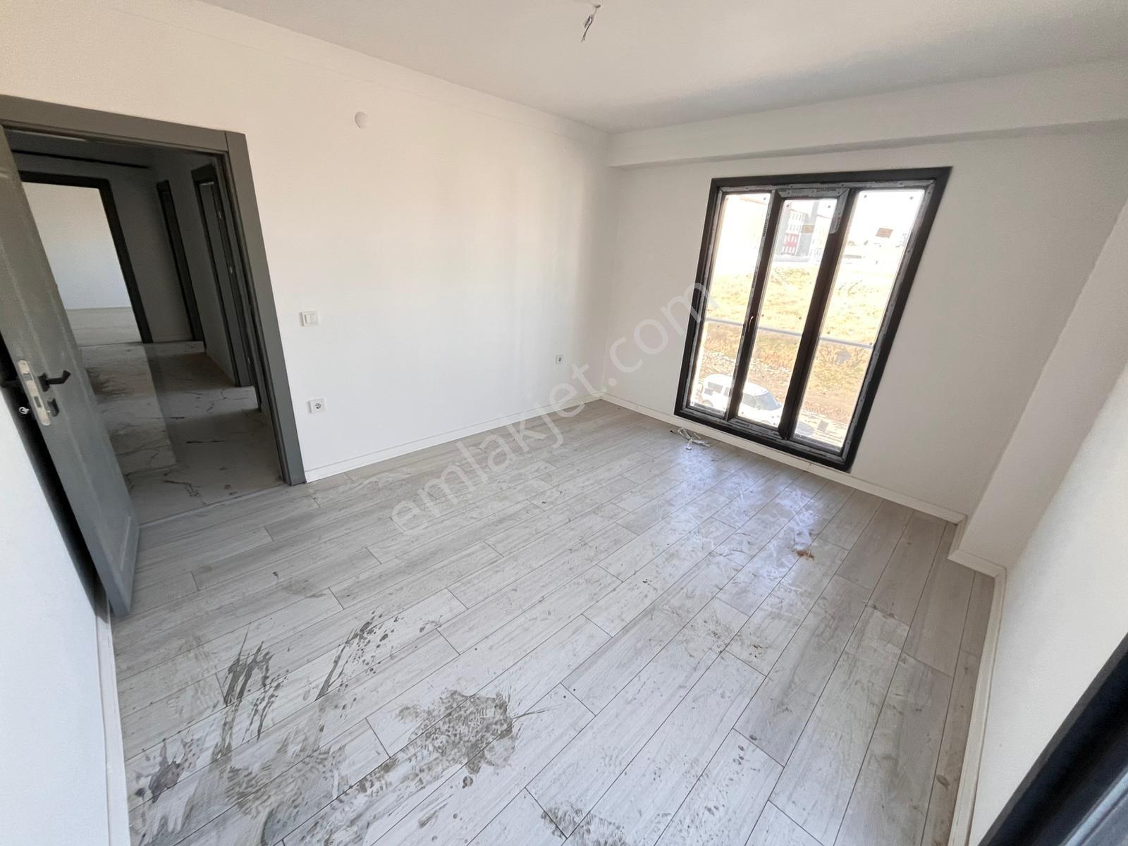Rumeli'de Acil Satılık 3+1 Teraslı Dublex Sıfır Daire - Görsel 10