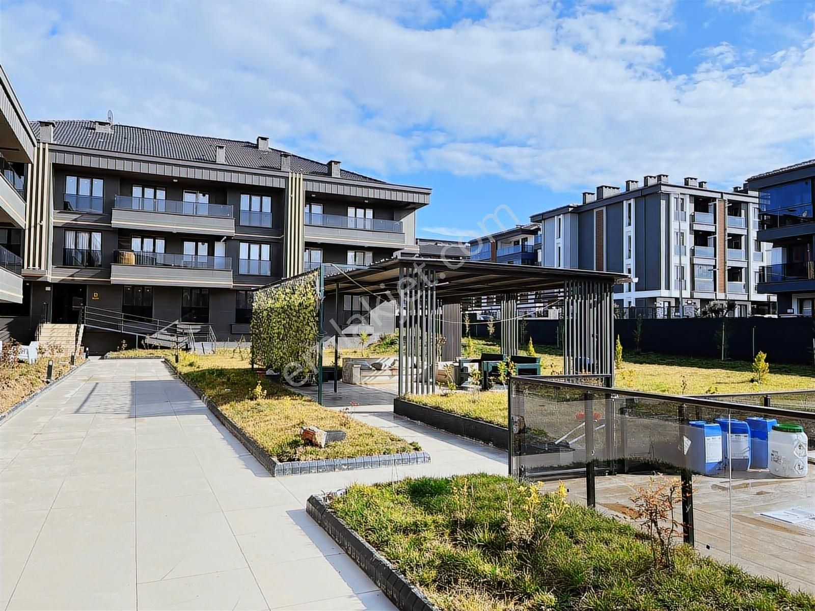 Rumeli'de Yatay Mimari 3+1 Teraslı Dublex Sıfır Satılık Daire