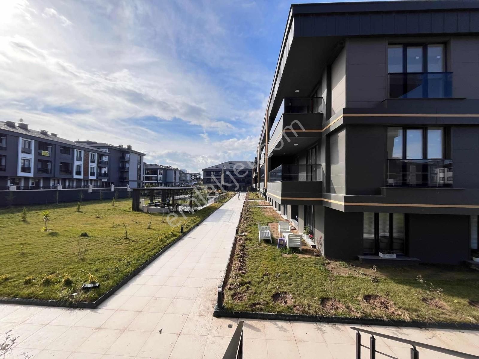 Havuzlu Kapalı Otoparklı Lüks Site İçerisinde 3+1 Dubleks - Görsel 28