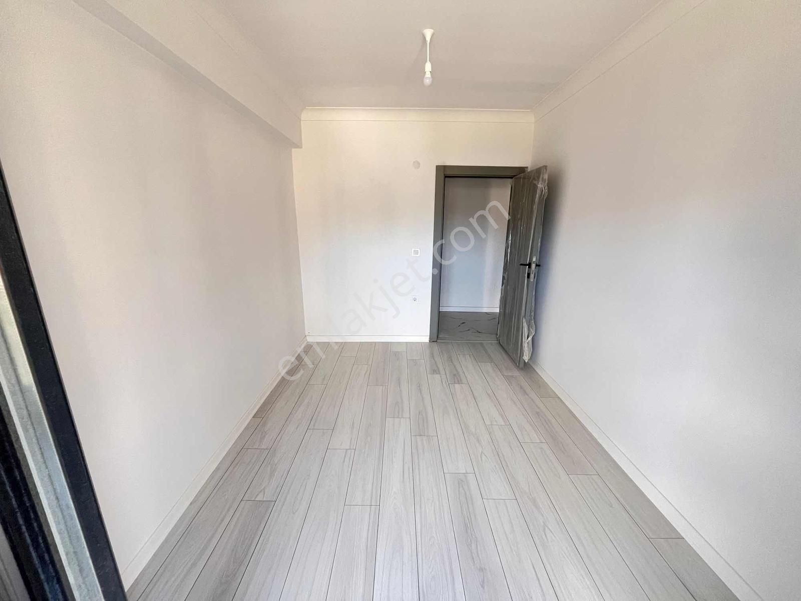 Havuzlu Kapalı Otopark Lüks Site İçerisinde 2+1!!! - Görsel 31