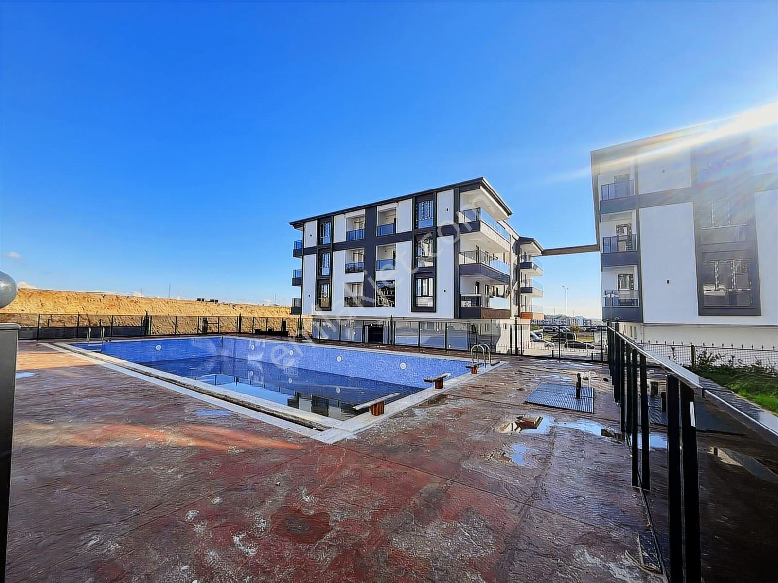 Çorlu Rumelde Havuzlu Site İçinde 3+1 Satılık Daire - Görsel 2