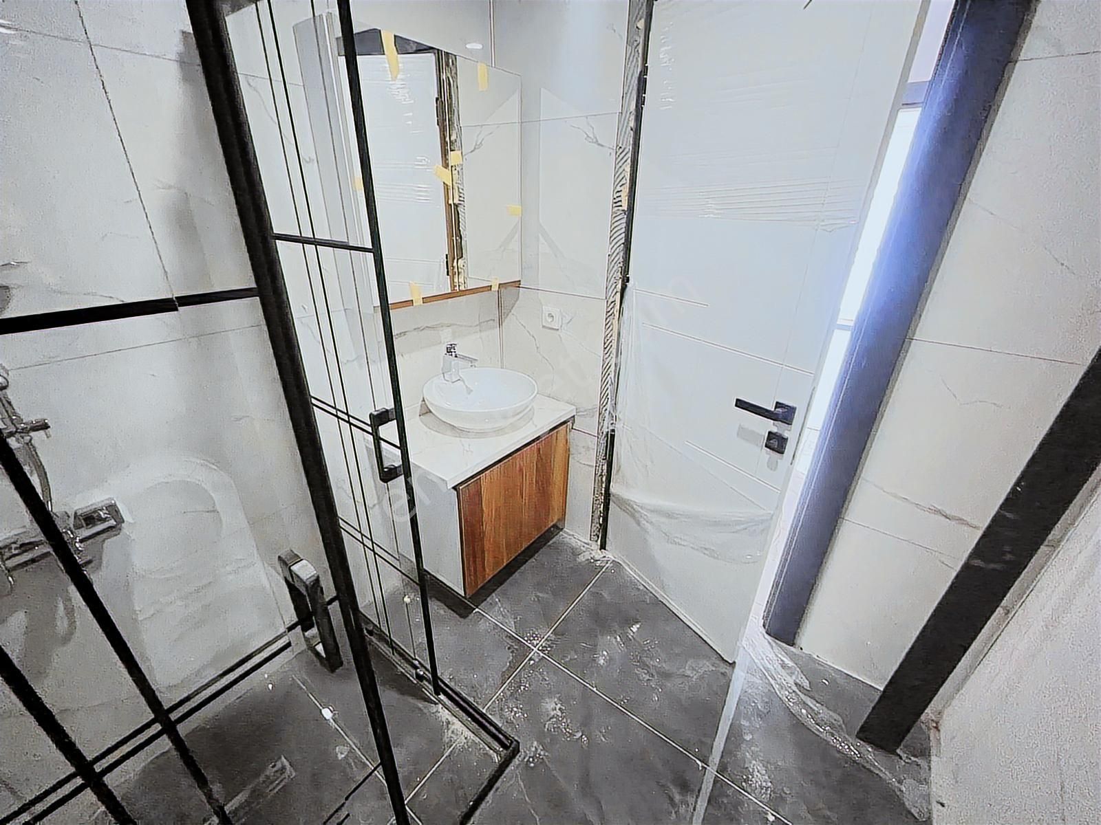 Çorlu Emlaklarda 3+1 Havuzlu Site İçinde Satılık Daire - Görsel 2