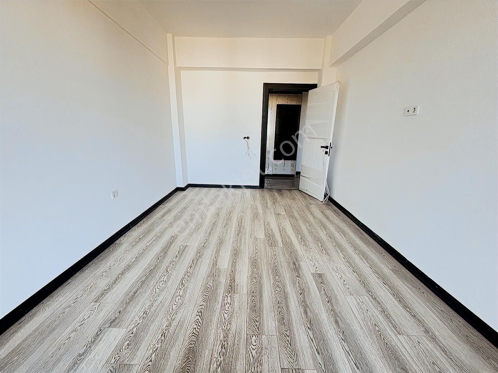 Çorlu Emlaklarda 3+1 Havuzlu Site İçinde Satılık Daire - Görsel 26