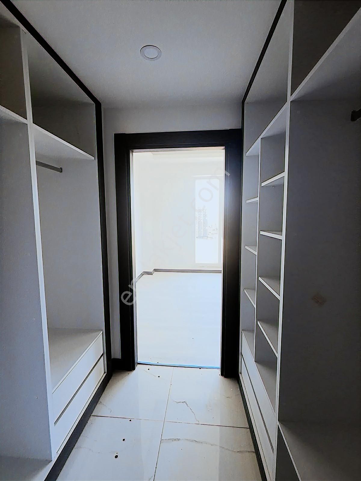 Çorlu Emlakarda Havuzlu Site İçinde 2+1 Satılık Daire - Görsel 9