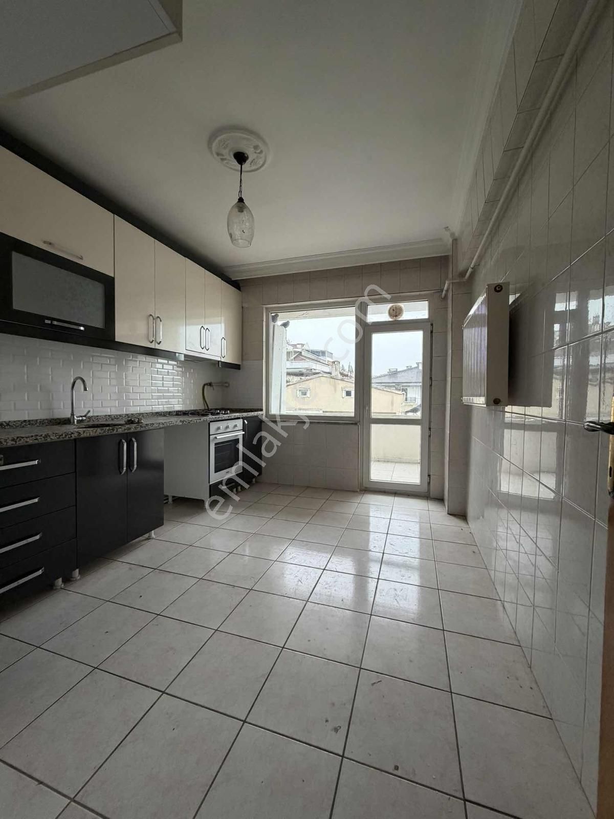 Muhittin Mahallesi'nde Kiralık 3+1 Daire