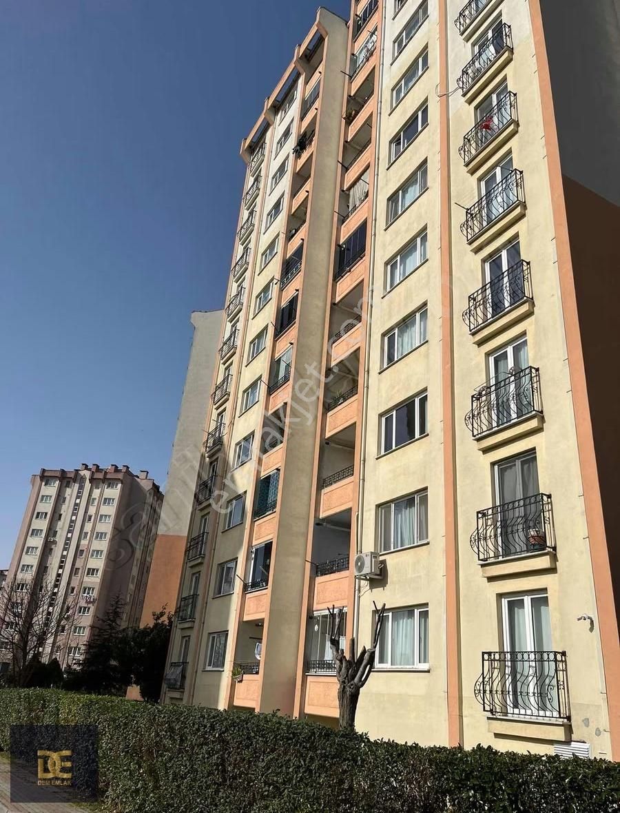 Tuzla Kıptaş-2 Satılık 115 M2 Balkonlu 3+1 Güvenlikli Site İçi