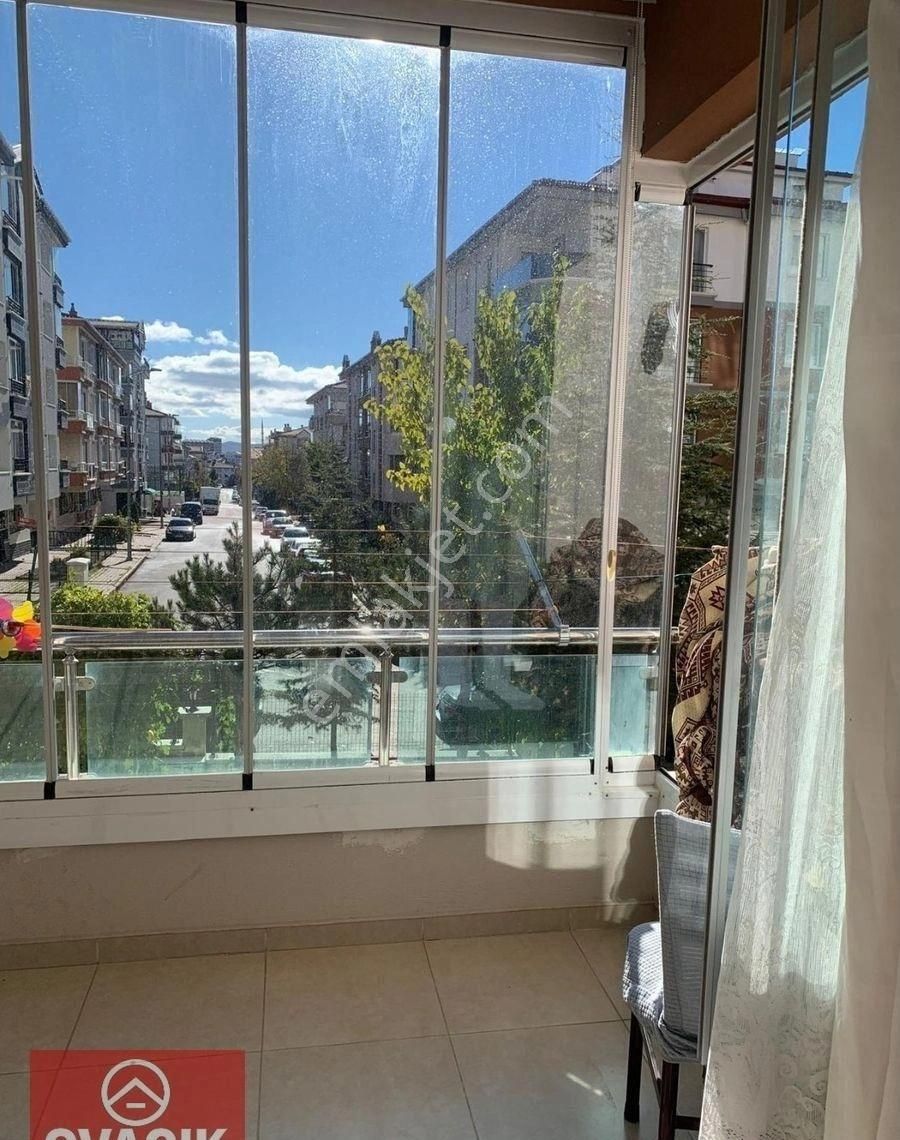Kiralık Daire 4+1 Pursaklar Devlet Hastanesi Yanında Hicret Camiisine Yürüme Mesafesinde Ön Cephe - Görsel 2