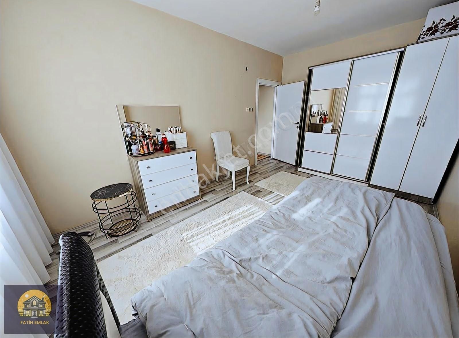 Fatih Emlaktan Çakmak Durağı Yakını Satılık 3+1 Kat Mülkiyetli - Görsel 12