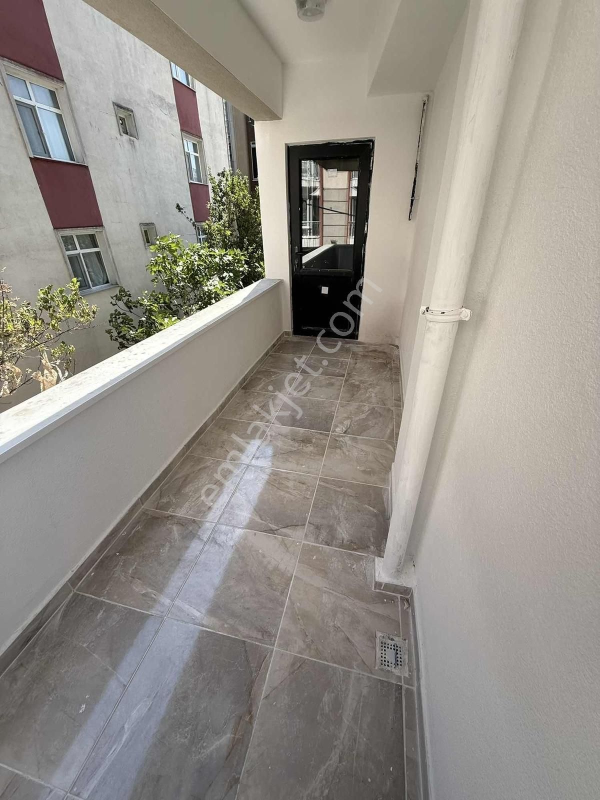 Onay 'dan Çerkezköy İstasyon Okul Avm Cadde Üstü Büyük 2+1 Daire - Görsel 5