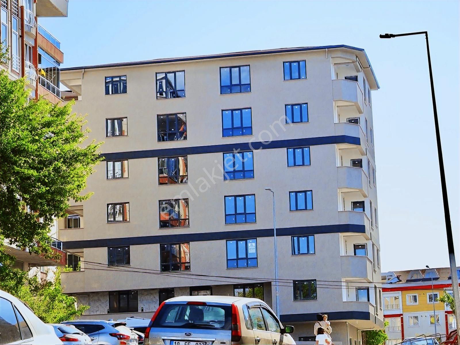 Onay 'dan Çerkezköy İstasyon Okul Avm Cadde Üstü Büyük 2+1 Daire - Görsel 17