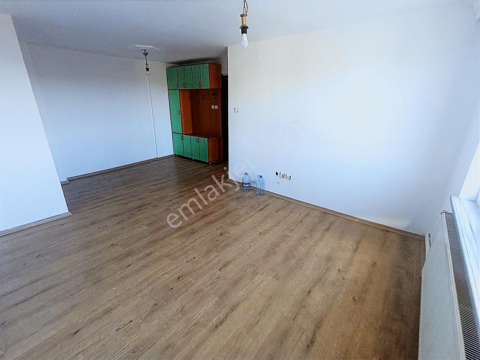 Havuzlar Göçmen Konutlarında 2+1 / 100 M² Satılık Daire - Görsel 3