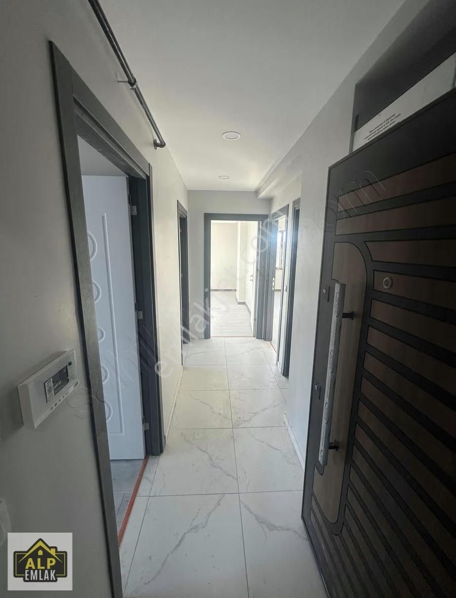 Alp Emlak'tan Selimpaşada Arakat Ebeveyn Banyolu Daireler - Görsel 19