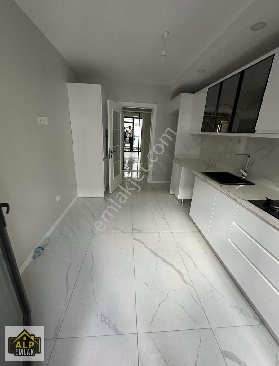 Alp Emlak'tan Selimpaşanın En Özel Sitesinde 140 Metre Daire - Görsel 15