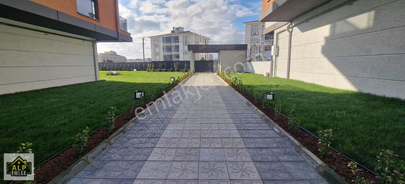 Alp Emlak'tan Selimpaşanın En Özel Sitesinde 140 Metre Daire - Görsel 21