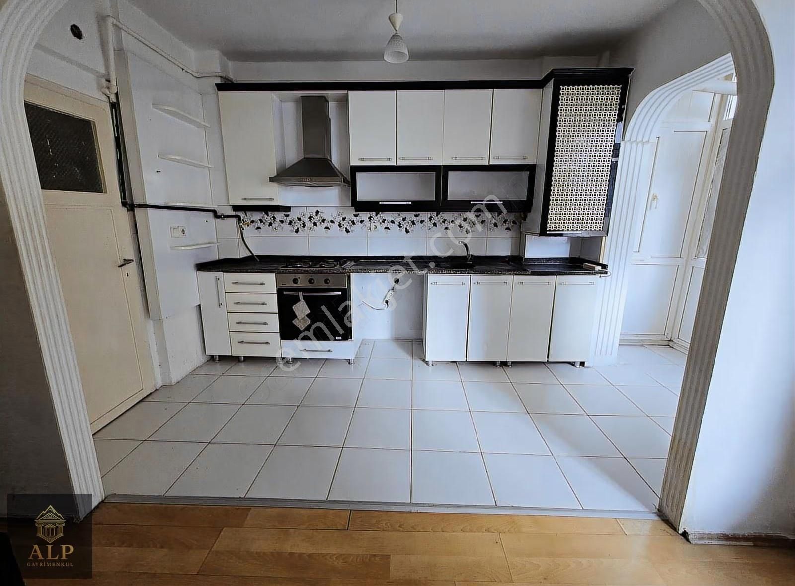 Alp Gayrimenkul'den Demet Metroda 2+1 Bağımsız Salon Kiralık - Görsel 6