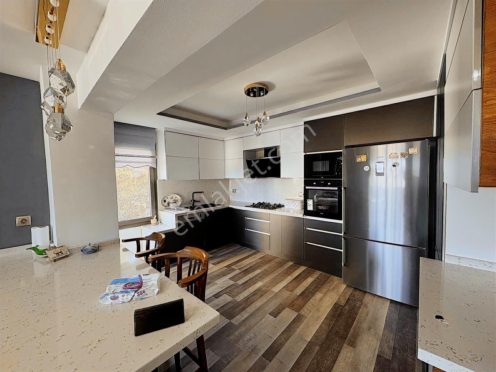 Patlangıçta Satılık 3+1 Daire