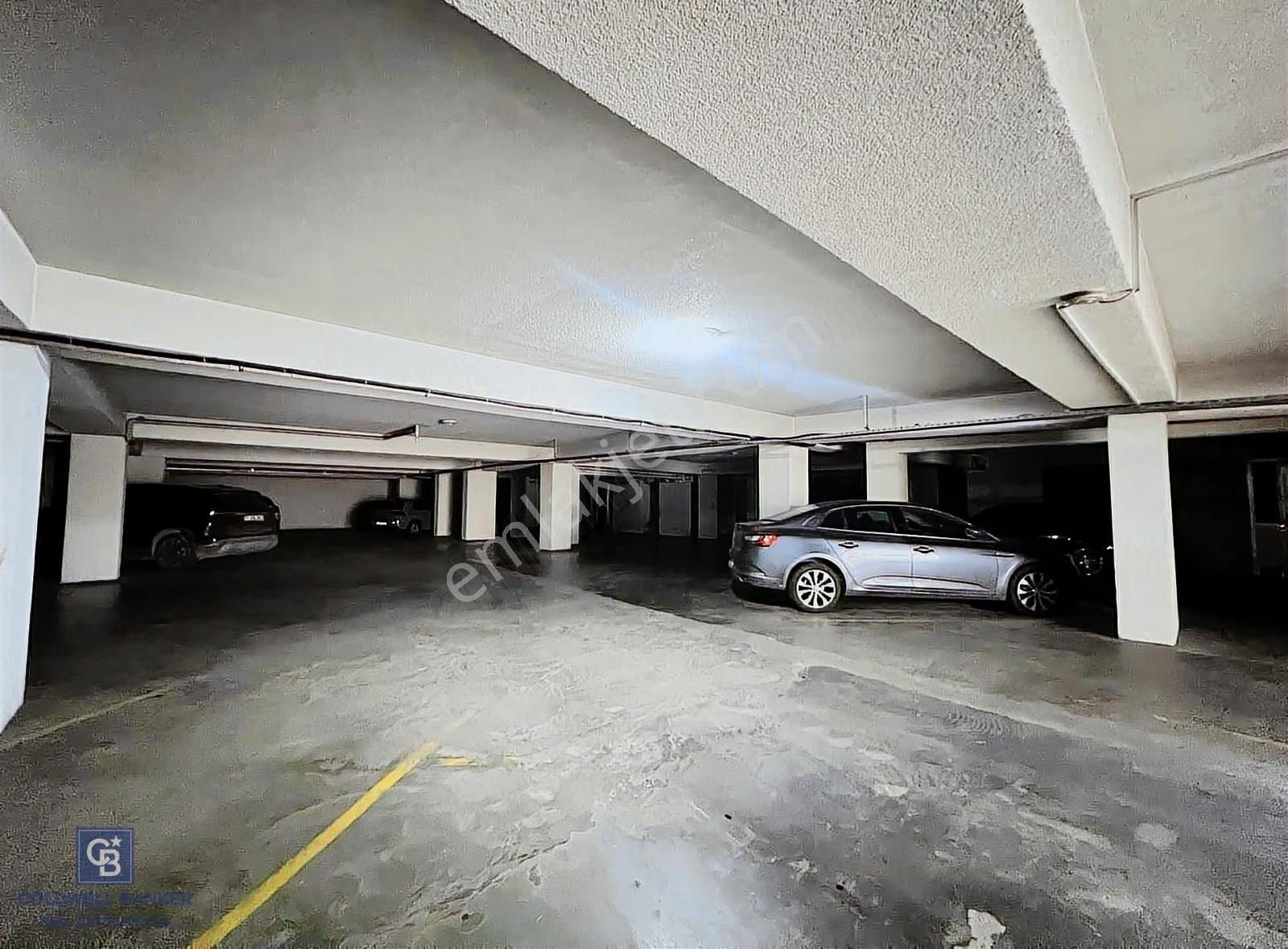 Acıbadem Caddesi İmtaş Sitesi Ara Katta 3+1 Satılık Daire - Görsel 2