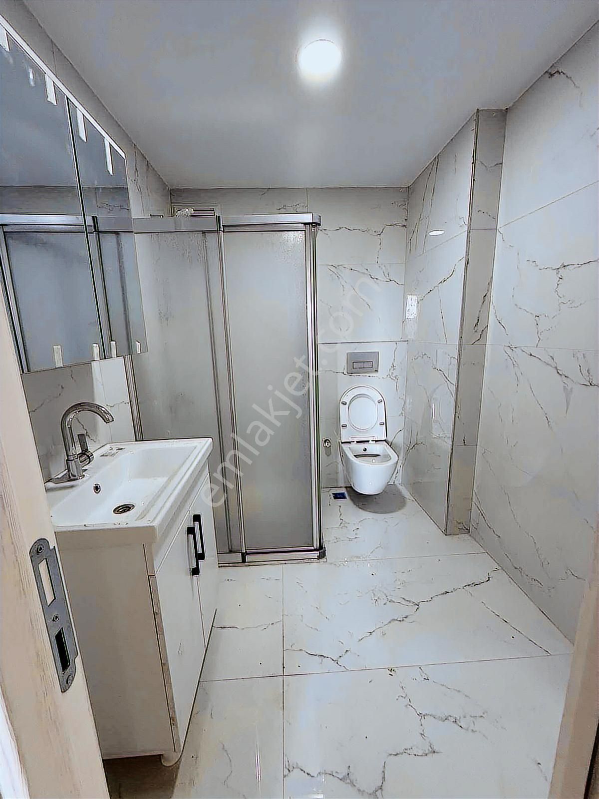 Kapalı Otoparklı Geniş Salon Büyük Mutfaklı Sıfır Daıre - Görsel 2