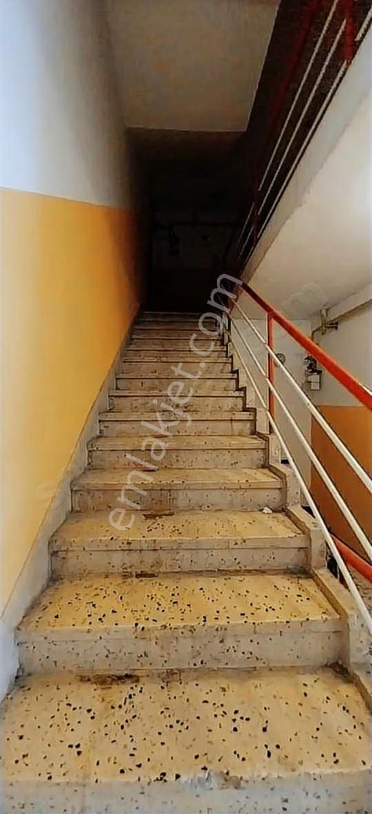 Kayseri Kocasinan Mithatpaşa 3+1 Kiralık Kombili Daire Ev Bina - Görsel 13