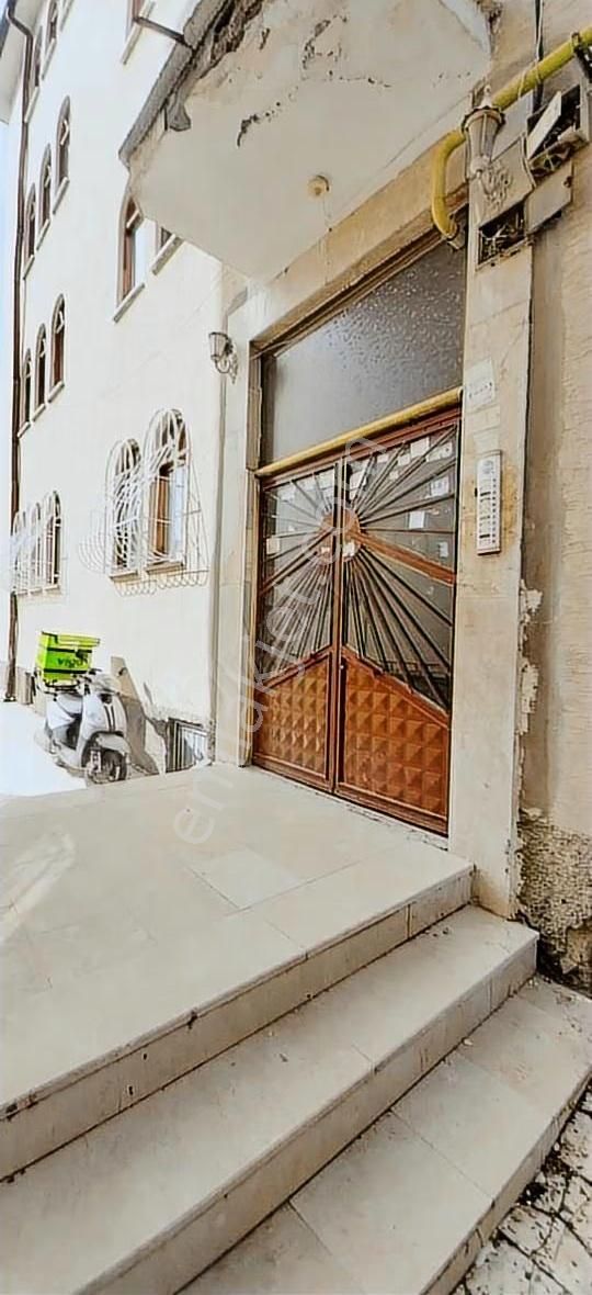 Kayseri Kocasinan Mithatpaşa 3+1 Kiralık Kombili Daire Ev Bina - Görsel 11