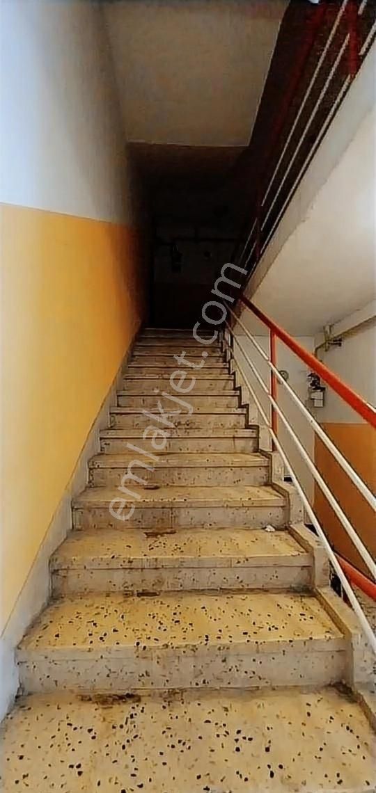 Kayseri Kocasinan Mithatpaşa 3+1 Kiralık Kombili Daire Ev Bina - Görsel 4
