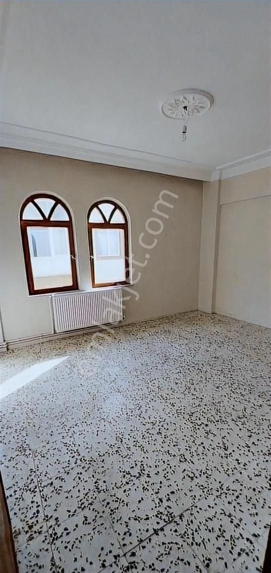 Kayseri Kocasinan Mithatpaşa 3+1 Kiralık Kombili Daire Ev Bina - Görsel 2