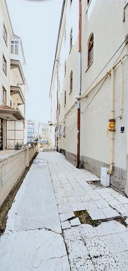 Kayseri Kocasinan Mithatpaşa 3+1 Kiralık Kombili Daire Ev Bina - Görsel 10