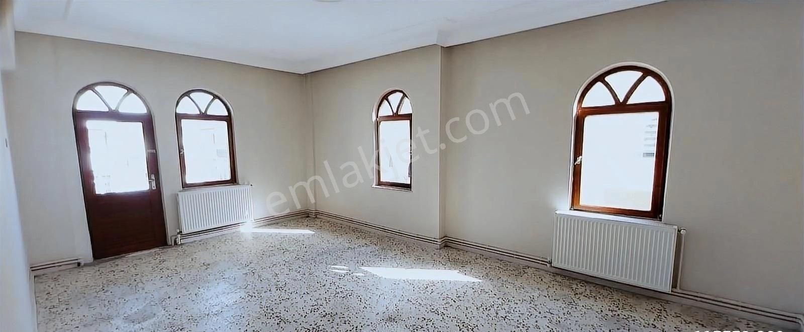 Kayseri Kocasinan Mithatpaşa 3+1 Kiralık Kombili Daire Ev Bina - Görsel 12