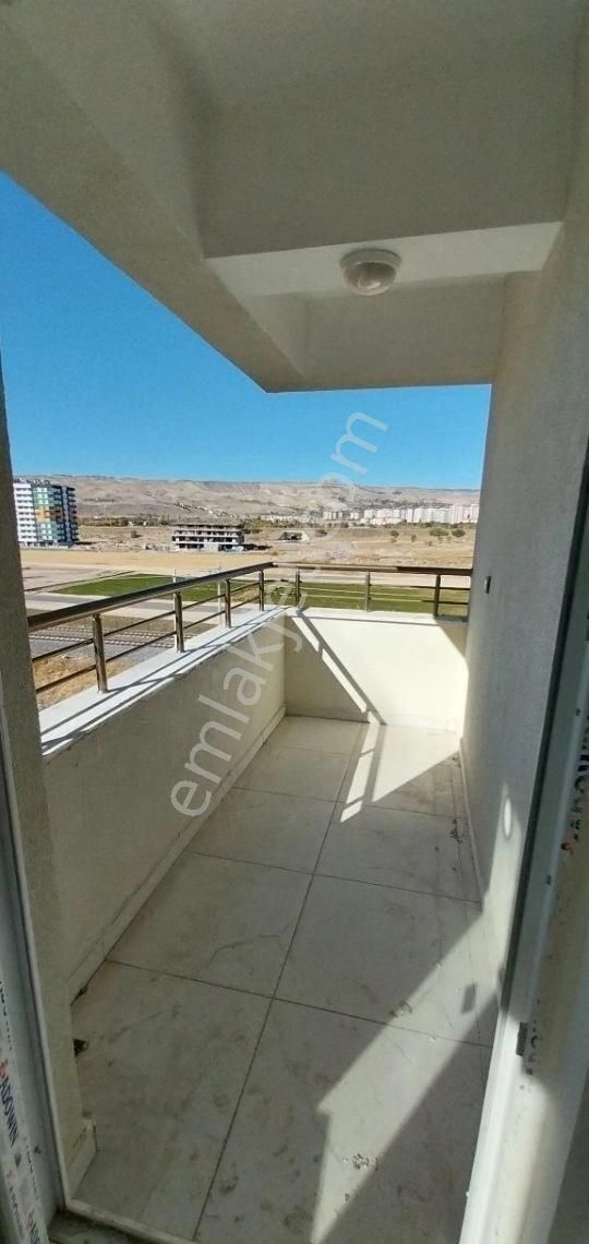 Kayseri Kocasinan Kiralık 2+1 Merkezi Balkonlu Daire Ev Konut - Görsel 4