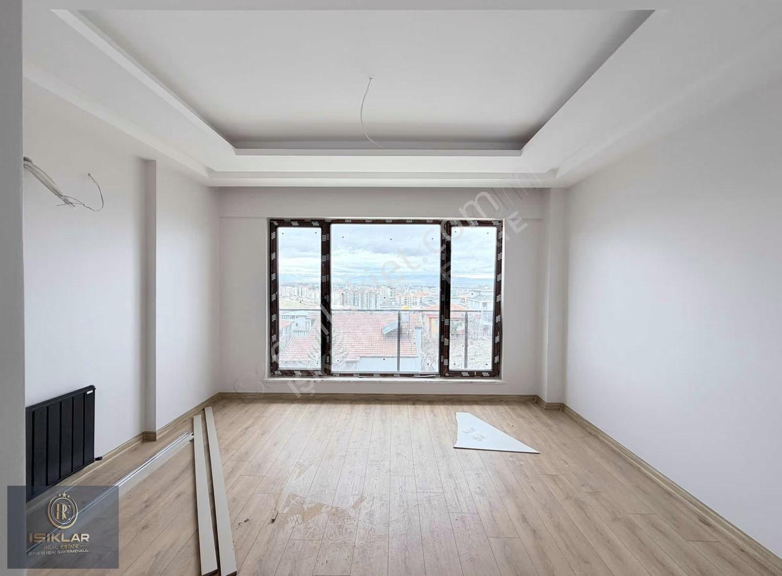 Tecde Kanal Üstü 4+1 Sıfır Villa - Ene Işık Gayrimenkul - Görsel 33