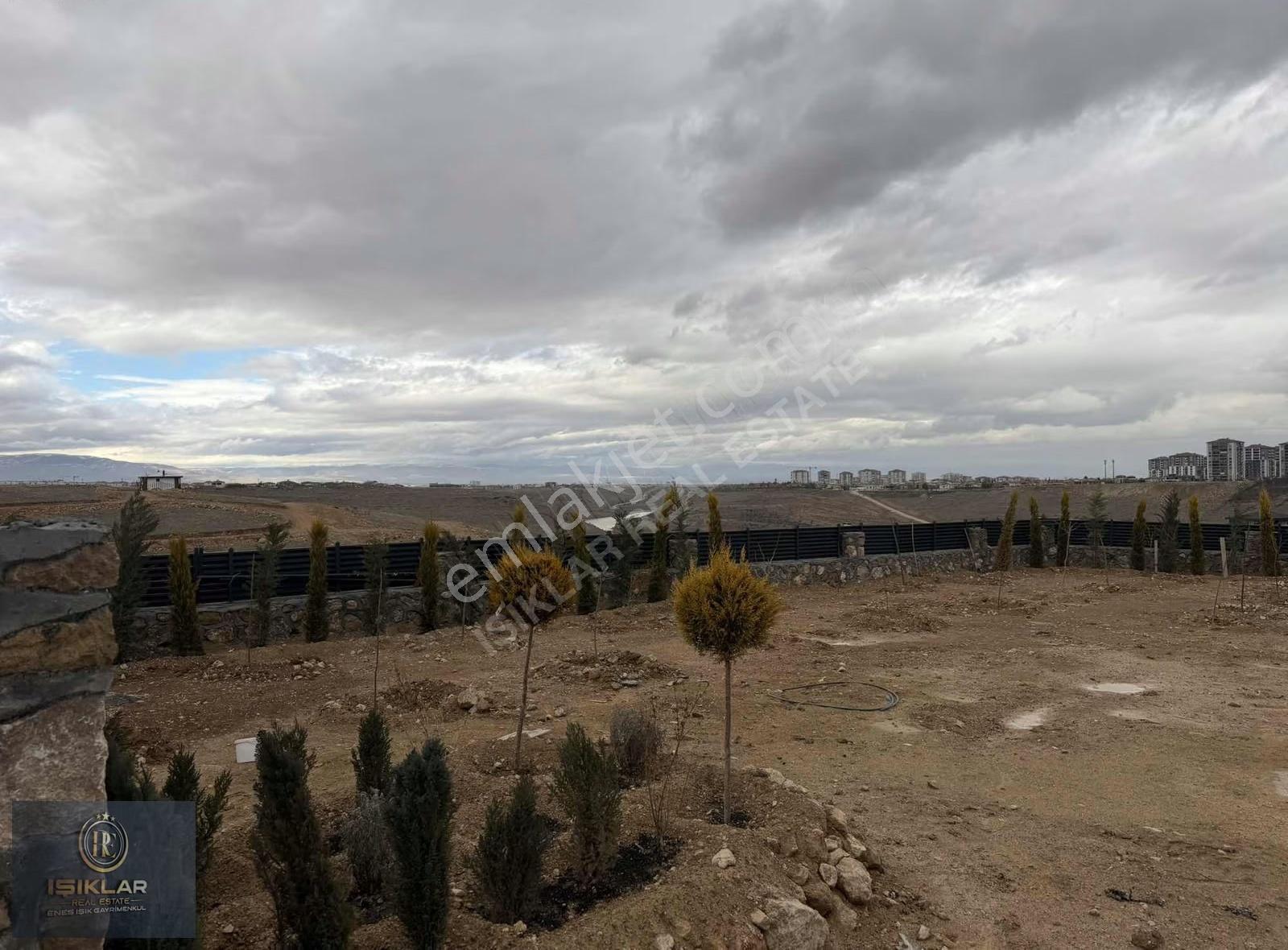 Enes Işık 'tan İmarlı, Yapılı 870m² Satılık Arsa - Görsel 17