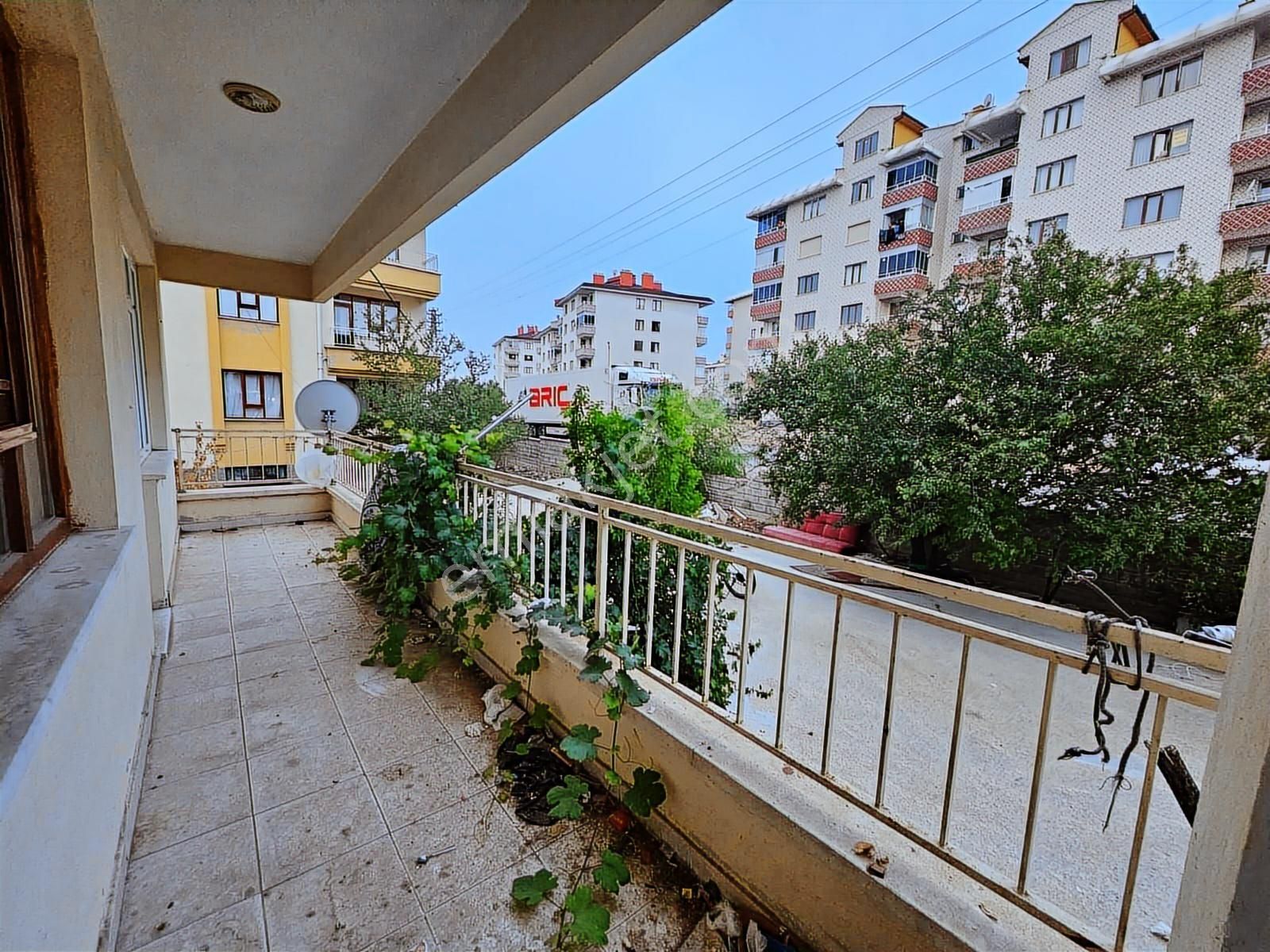 Metin Gönülalan'dan Novada Avm Yakını Hesaplı Geniş 3+1 Daire - Görsel 28