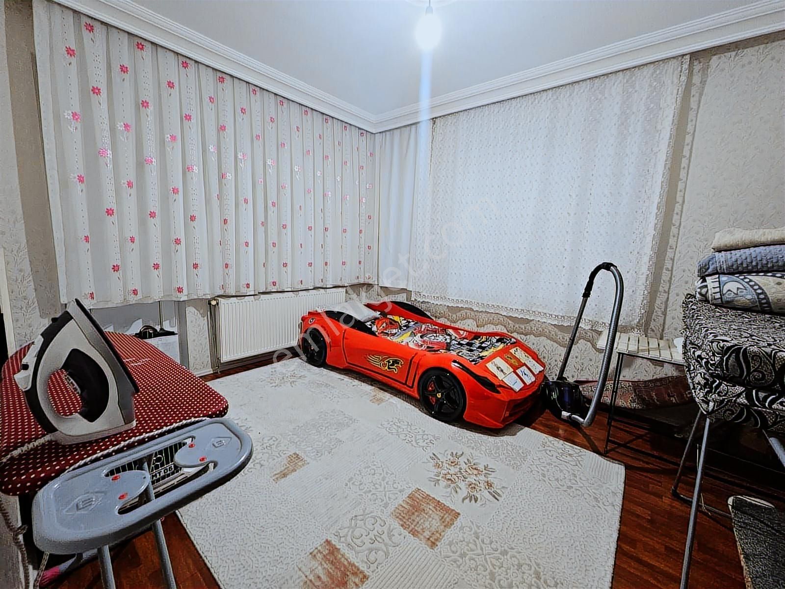 Metin Gönülalan'dan Novada Avm Yakını Hesaplı Geniş 3+1 Daire - Görsel 5