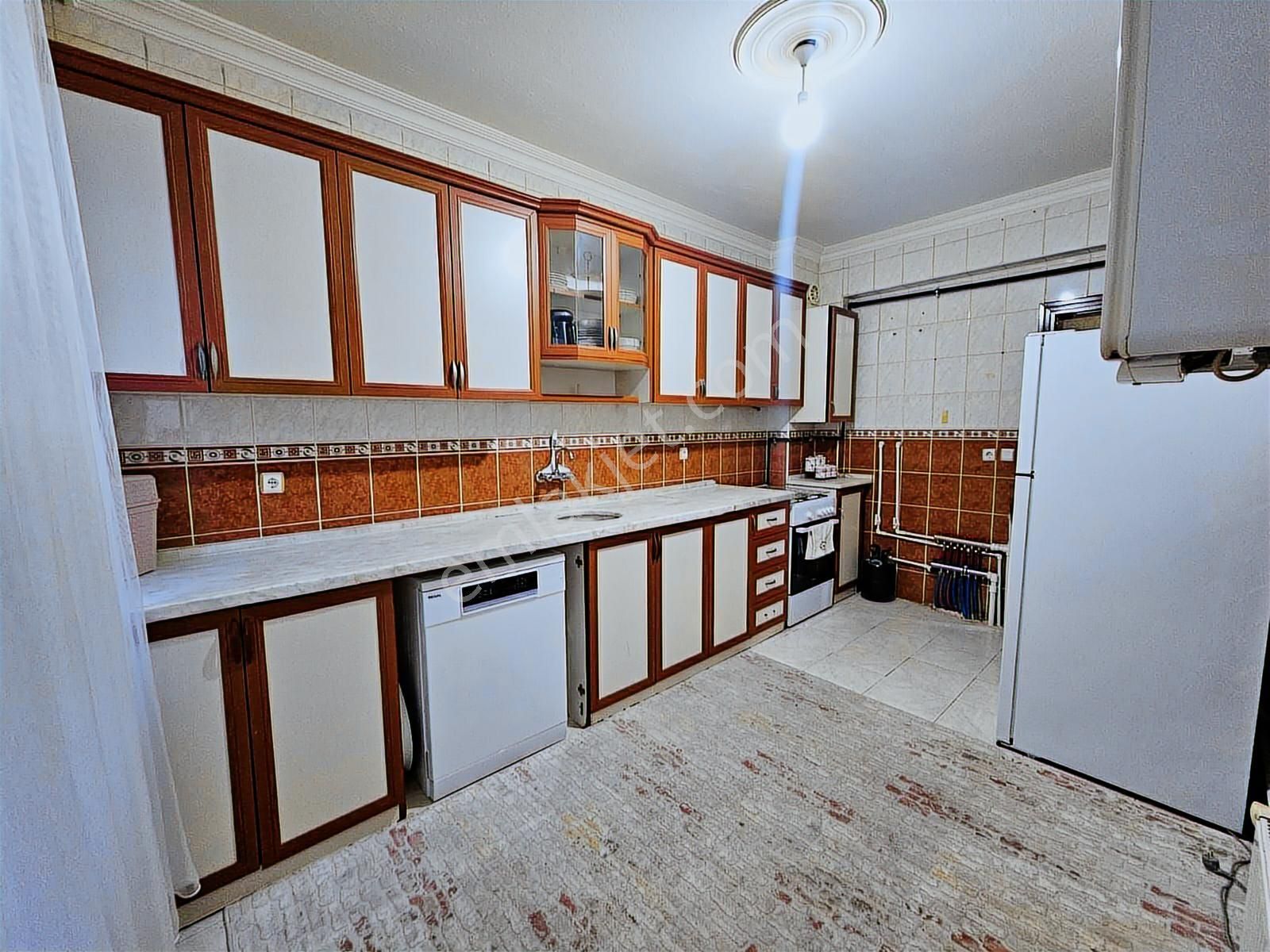 Metin Gönülalan'dan Novada Avm Yakını Hesaplı Geniş 3+1 Daire - Görsel 10