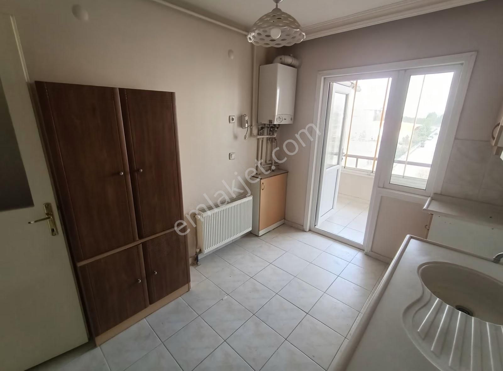 Buğra Dan Spor Sitesinde 24 Saat Güvenlikli Boş 3+1 Daire - Görsel 20