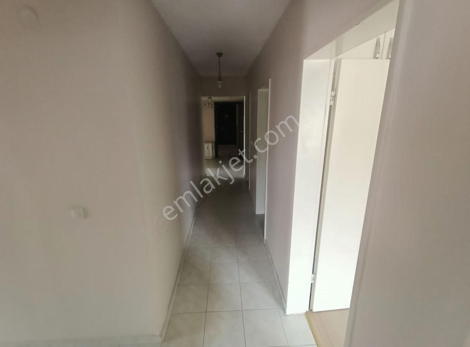 Buğra Dan Spor Sitesinde 24 Saat Güvenlikli Boş 3+1 Daire - Görsel 13