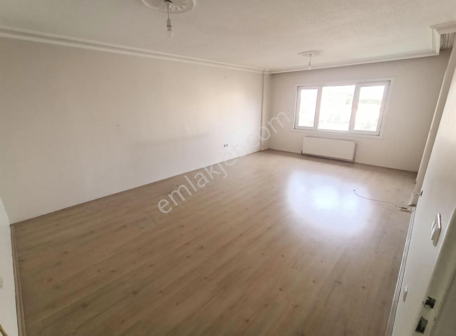 Buğra Dan Spor Sitesinde 24 Saat Güvenlikli Boş 3+1 Daire - Görsel 5